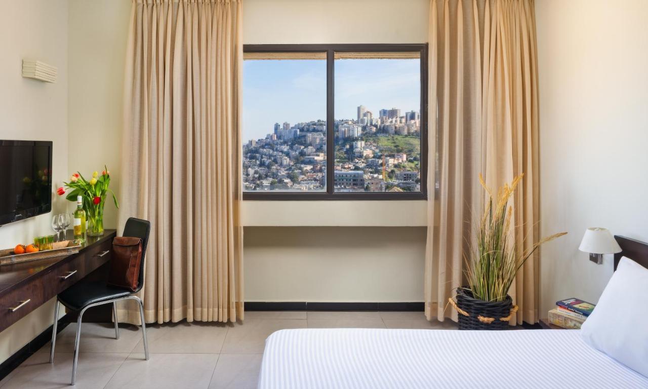 Market Hotel Haifa Exteriör bild